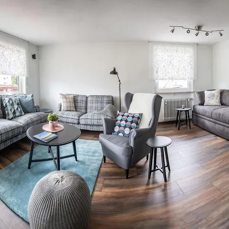 Zierapfel アパート